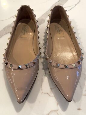 Valentino Pink Nude Patent Rockstud Pointed-Toe Flats
